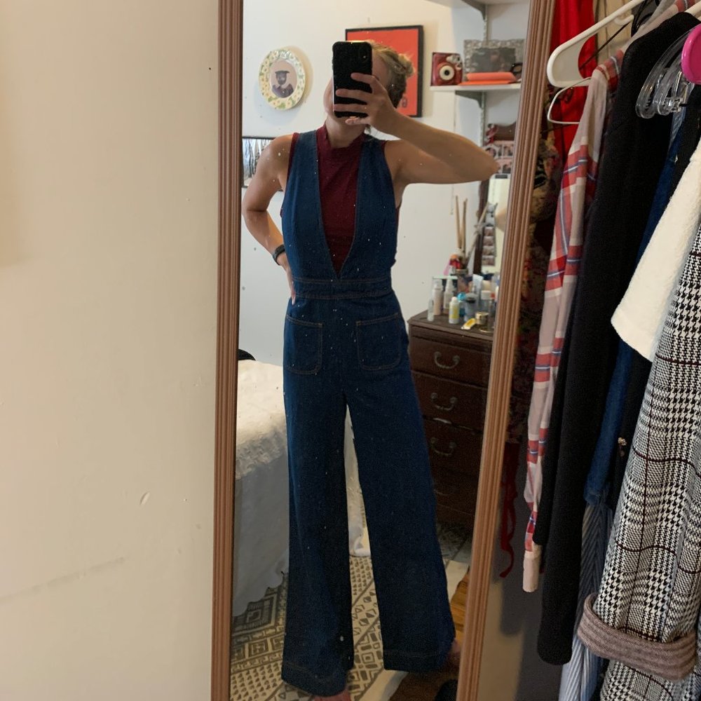 UO Eleanor Plunging Denim Jumpsuit Size 4